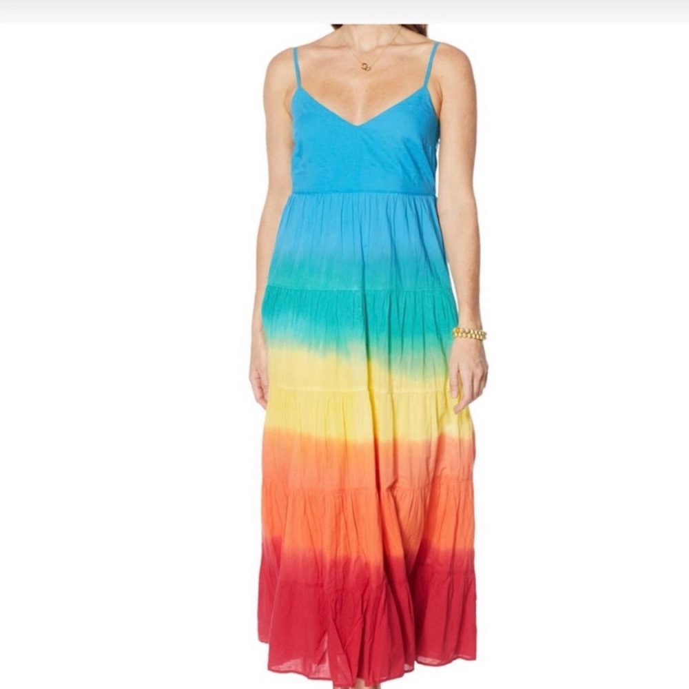 JESSICA SIMPSON NWT Spaghetti strap rainbow
tiered maxi sundress.
SIZE: Large